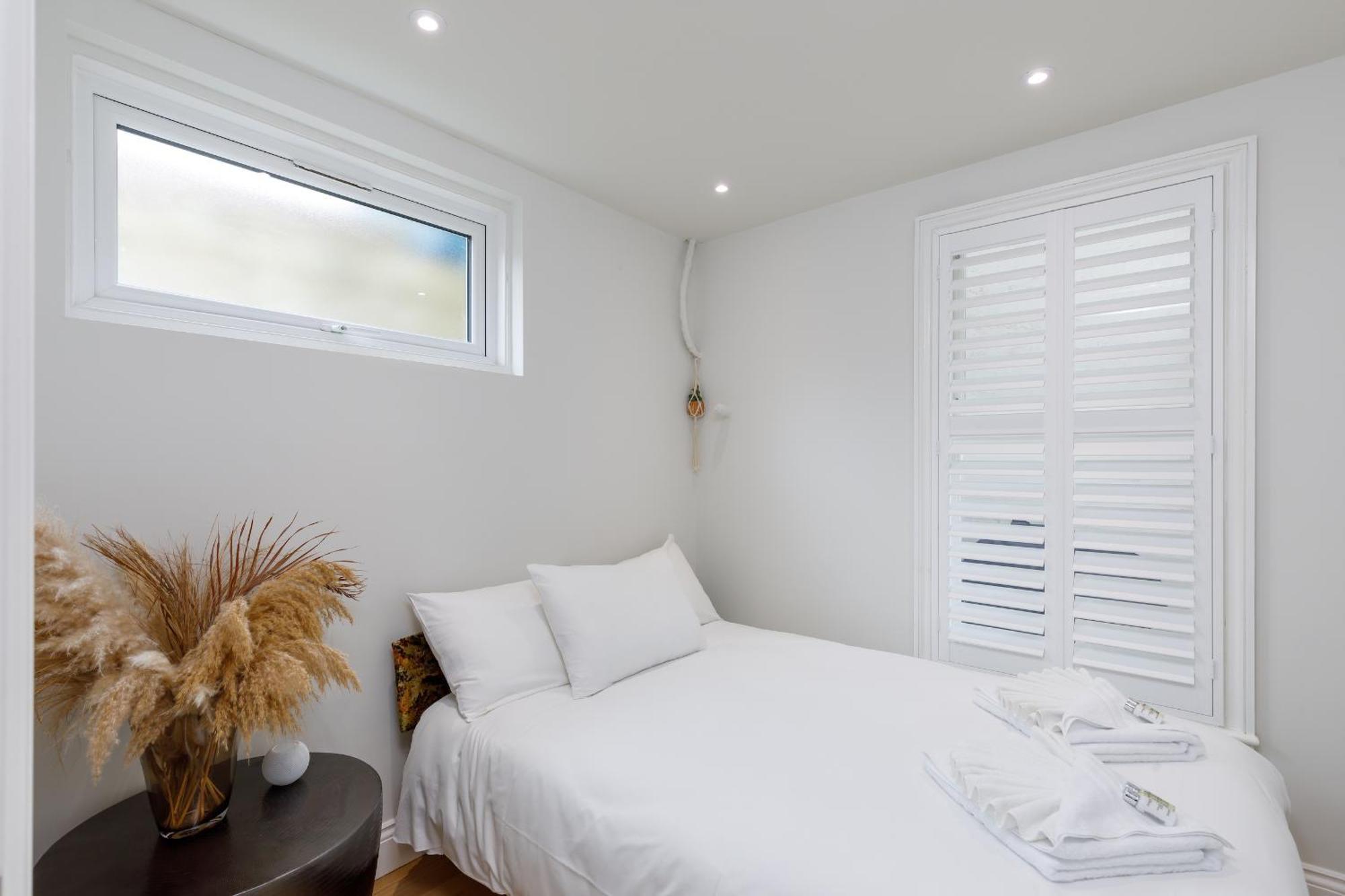 Spacious 2 Bedroom Apartment With Beautiful Garde Brighton ภายนอก รูปภาพ
