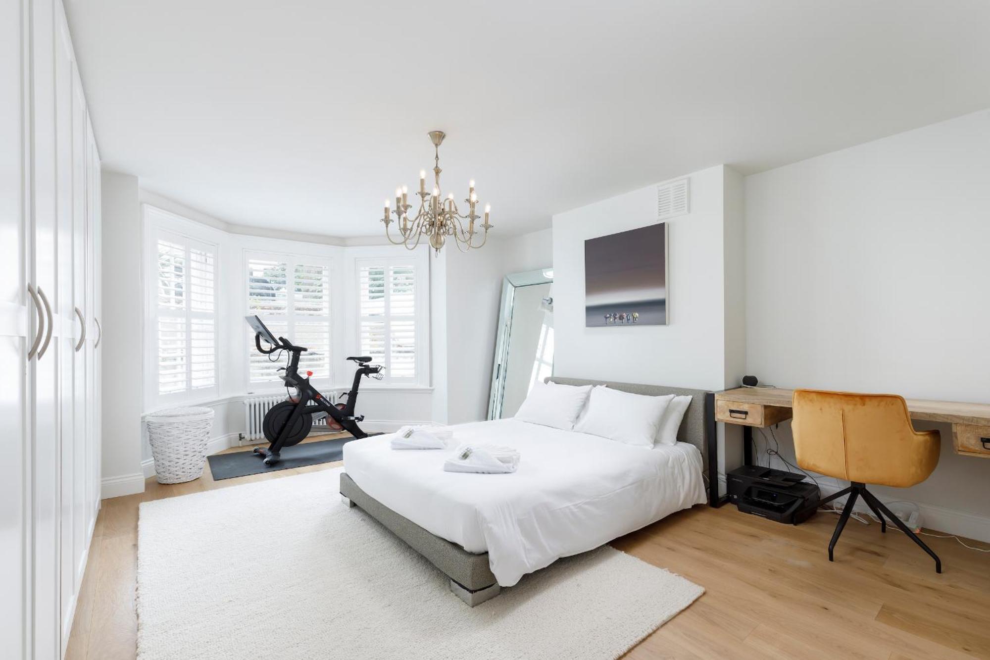 Spacious 2 Bedroom Apartment With Beautiful Garde Brighton ภายนอก รูปภาพ